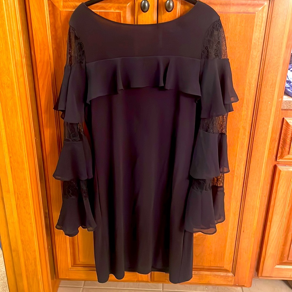 Black long sleeve with lace bell sleeve detail